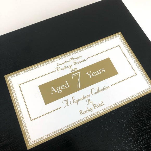 Rocky Patel Churchill Black Wooden Cigar Box - Picture 3 of 14